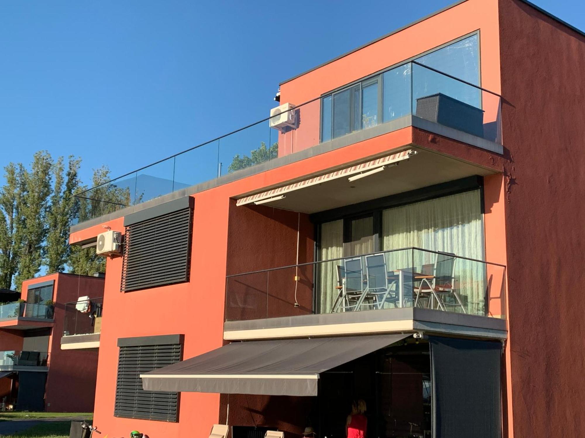 Bavaria Club Apartman 발라톤엘 외부 사진
